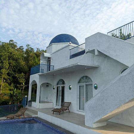 Villa Blue Door, Puncak Pondok Cipaseban Eksteriør bilde