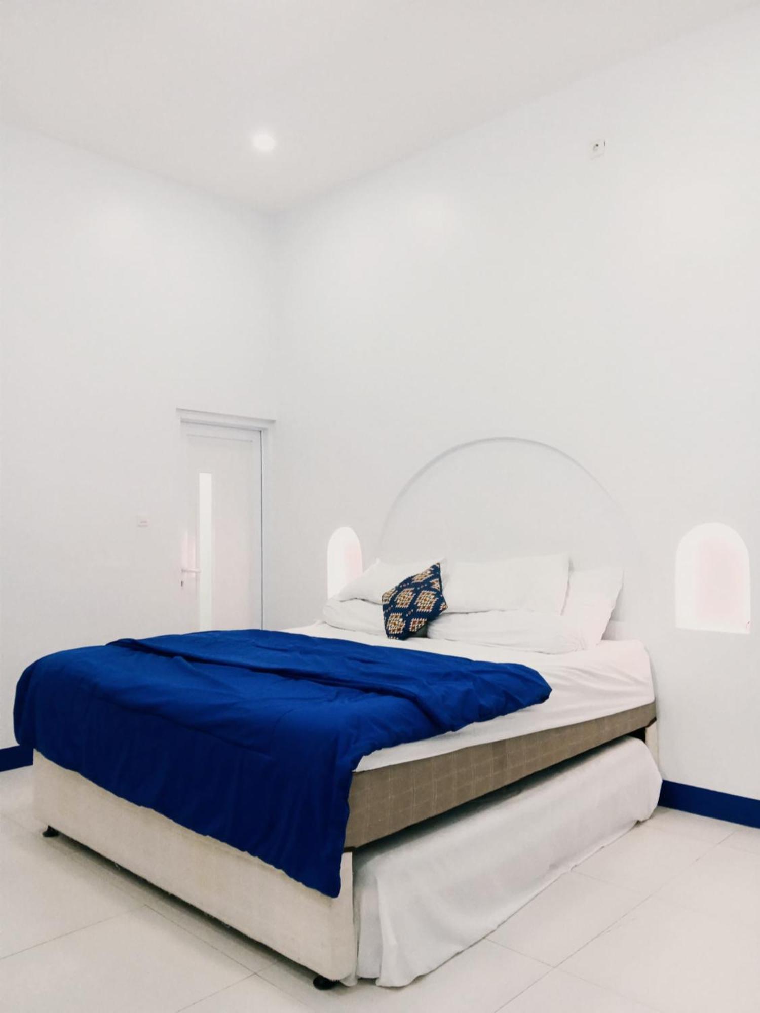 Villa Blue Door, Puncak Pondok Cipaseban Eksteriør bilde