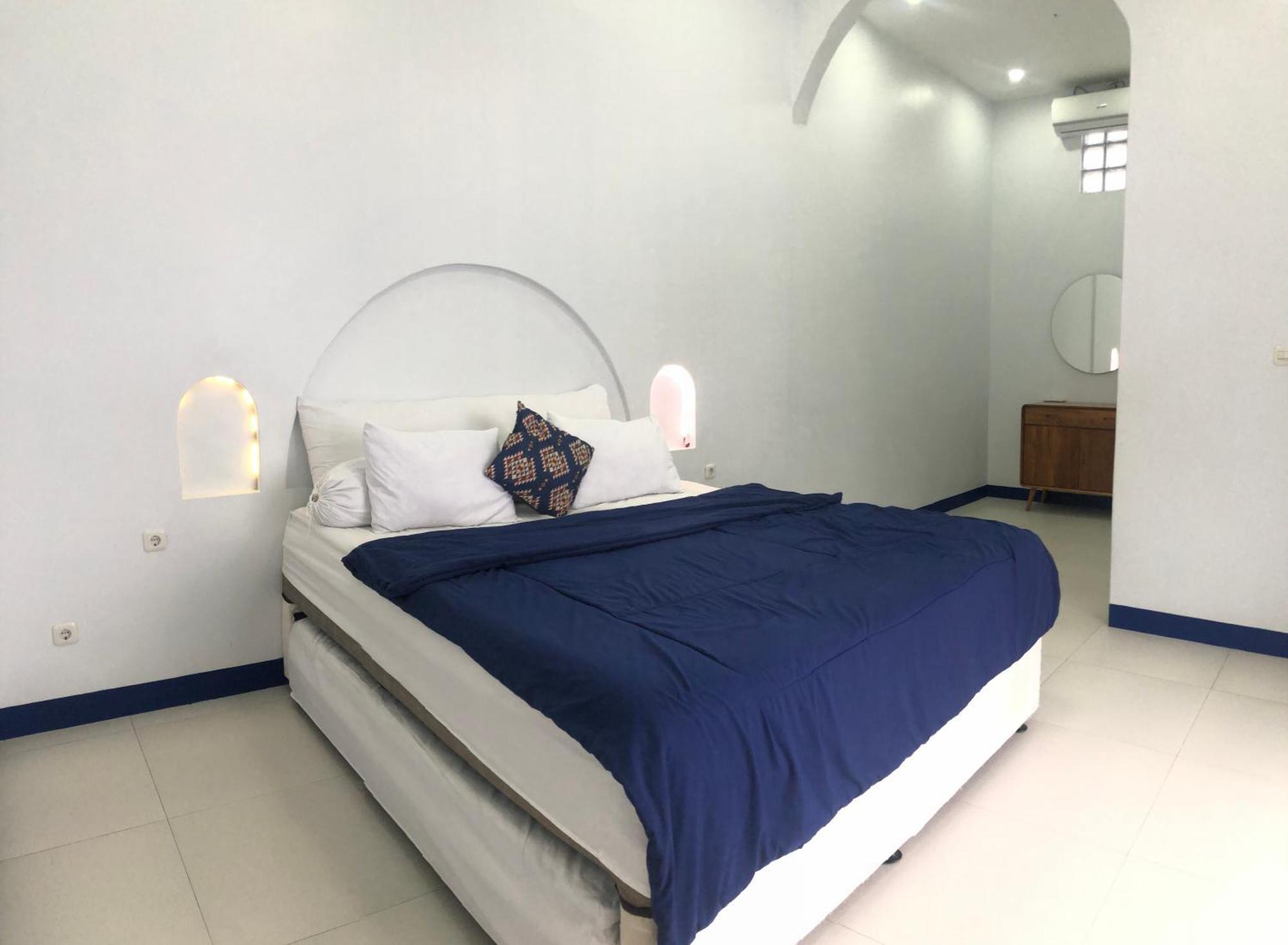 Villa Blue Door, Puncak Pondok Cipaseban Eksteriør bilde